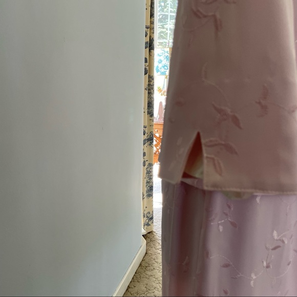 DRESS BARN EMBROIDERED SUIT-NWOT - Picture 4 of 10